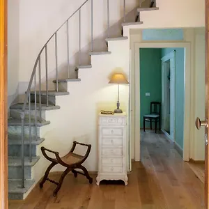 Stence Apartment