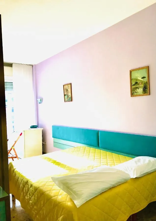 Residence Giusti 6 Милан 2*,